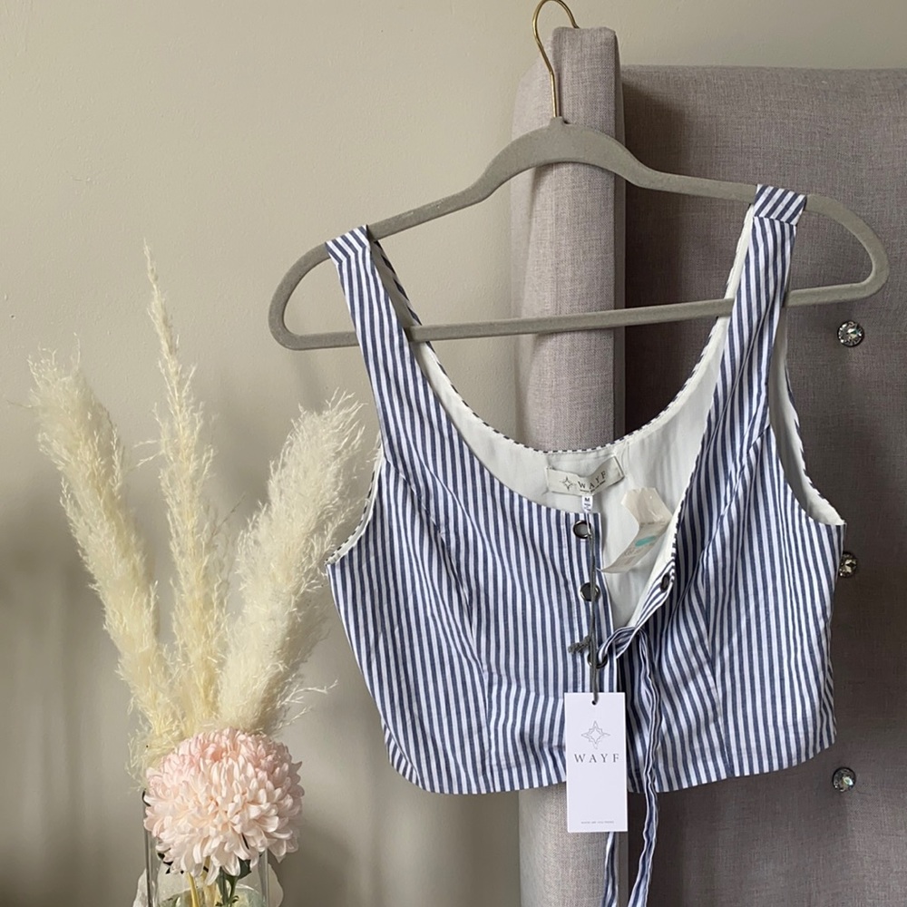 Brand new never worn before WAYF CROPPED tanktop